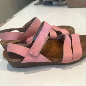 Naot Kayla open-toe pink leather strappy sandals